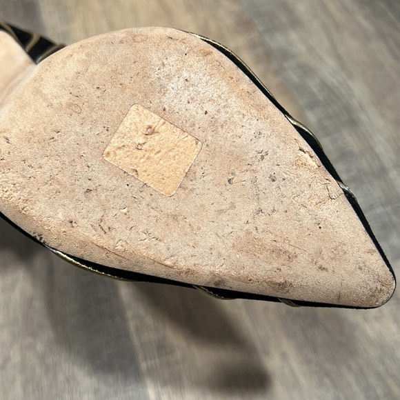 Black/Gold Romy 100 - Picture 8 of 10